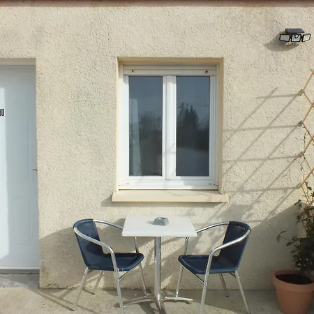 Logis Hotel Restaurant Le Clos Saint Loup Bram Exterior photo