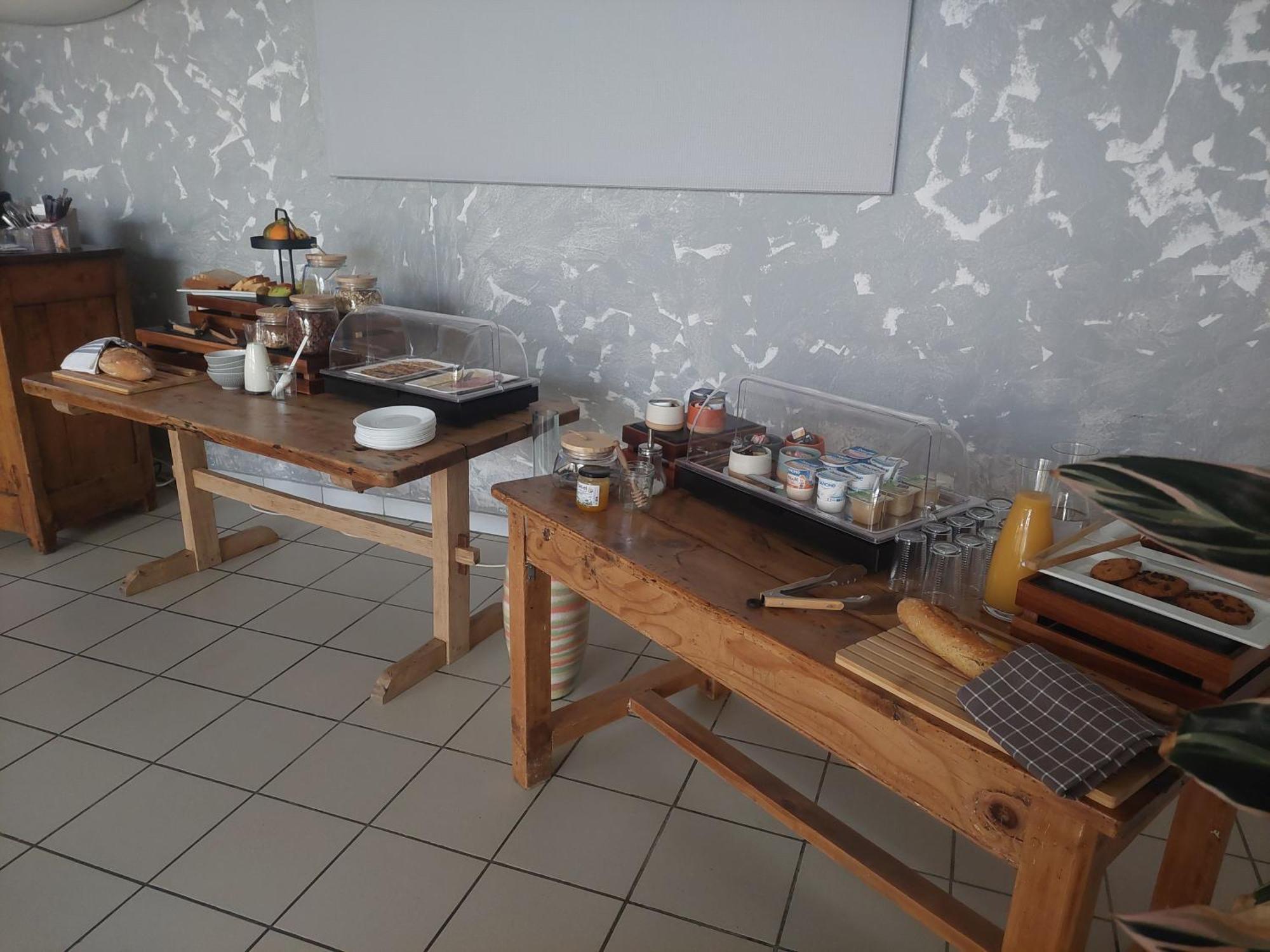 Logis Restaurant Le Clos Saint Loup Hotel 2*