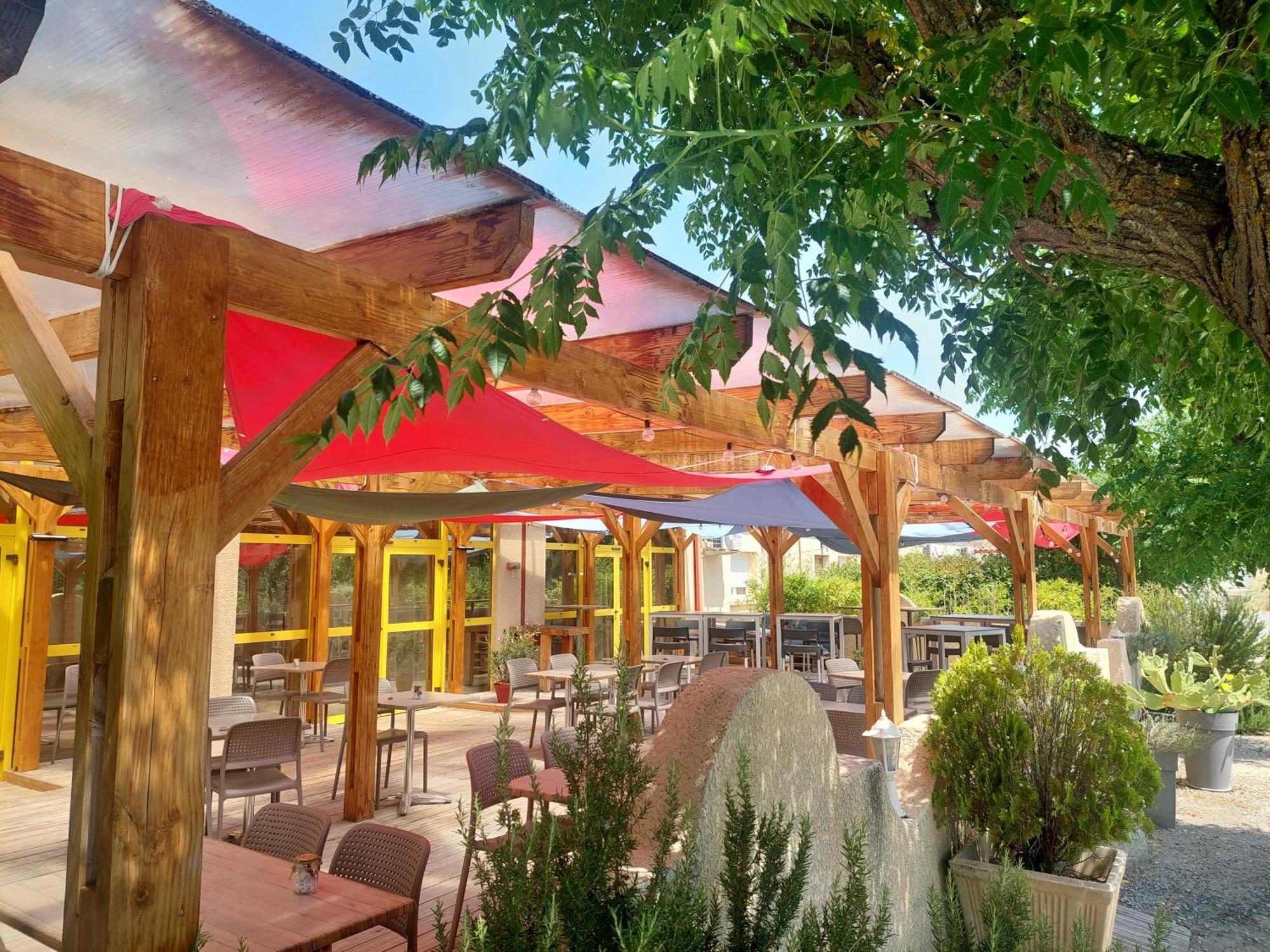 Logis Restaurant Le Clos Saint Loup 2* Bram